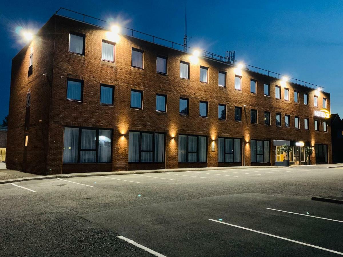 Motel Air Glasgow Airport Paisley Exterior photo